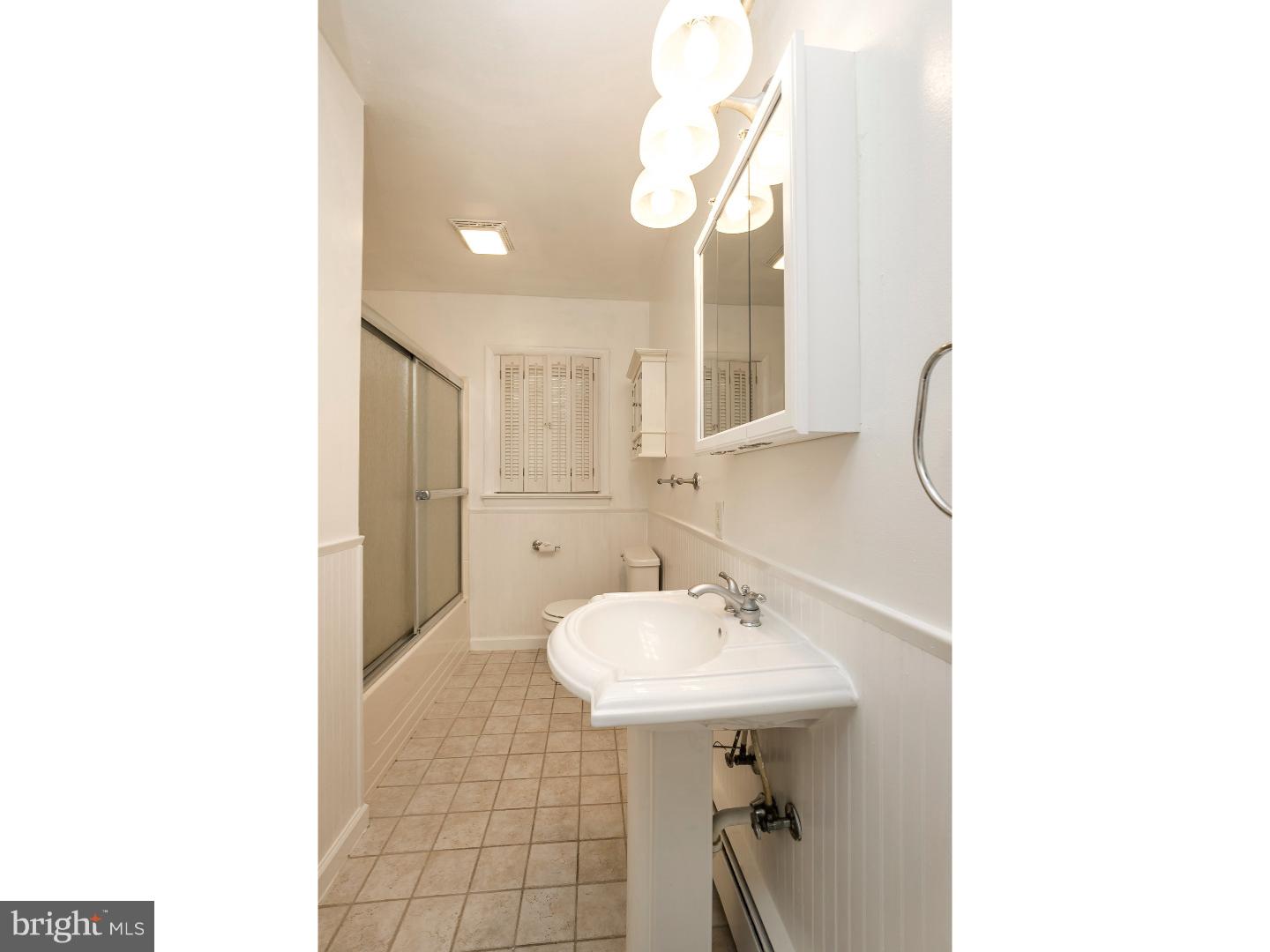 1629 St Peters Road Pottstown, PA 19465 - Photo 14 of 23 Bathroom