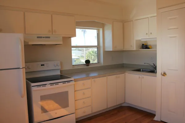 $1,375 | 651 Palm Drive, Unit A4, Satellite Beach, FL 32937