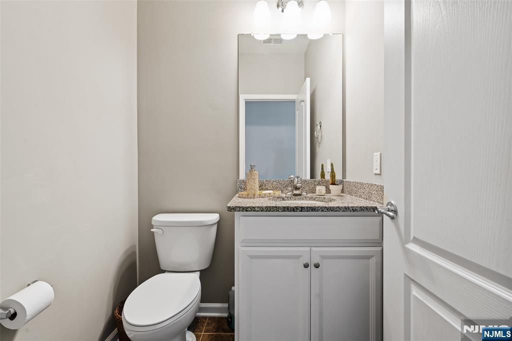 75 Wesmont Drive, Unit 1812 Wood-Ridge, NJ 07075 - Photo 12 of 25