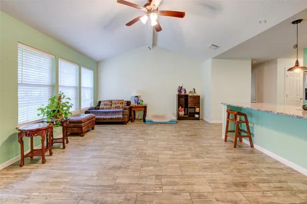 $1,950 | 3530 Kentwood Drive, Spring, TX 77380