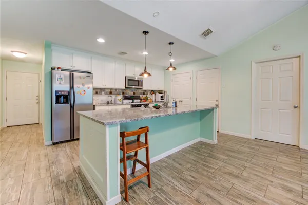 $1,950 | 3530 Kentwood Drive, Spring, TX 77380