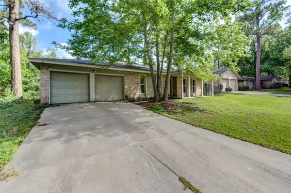 $1,950 | 3530 Kentwood Drive, Spring, TX 77380