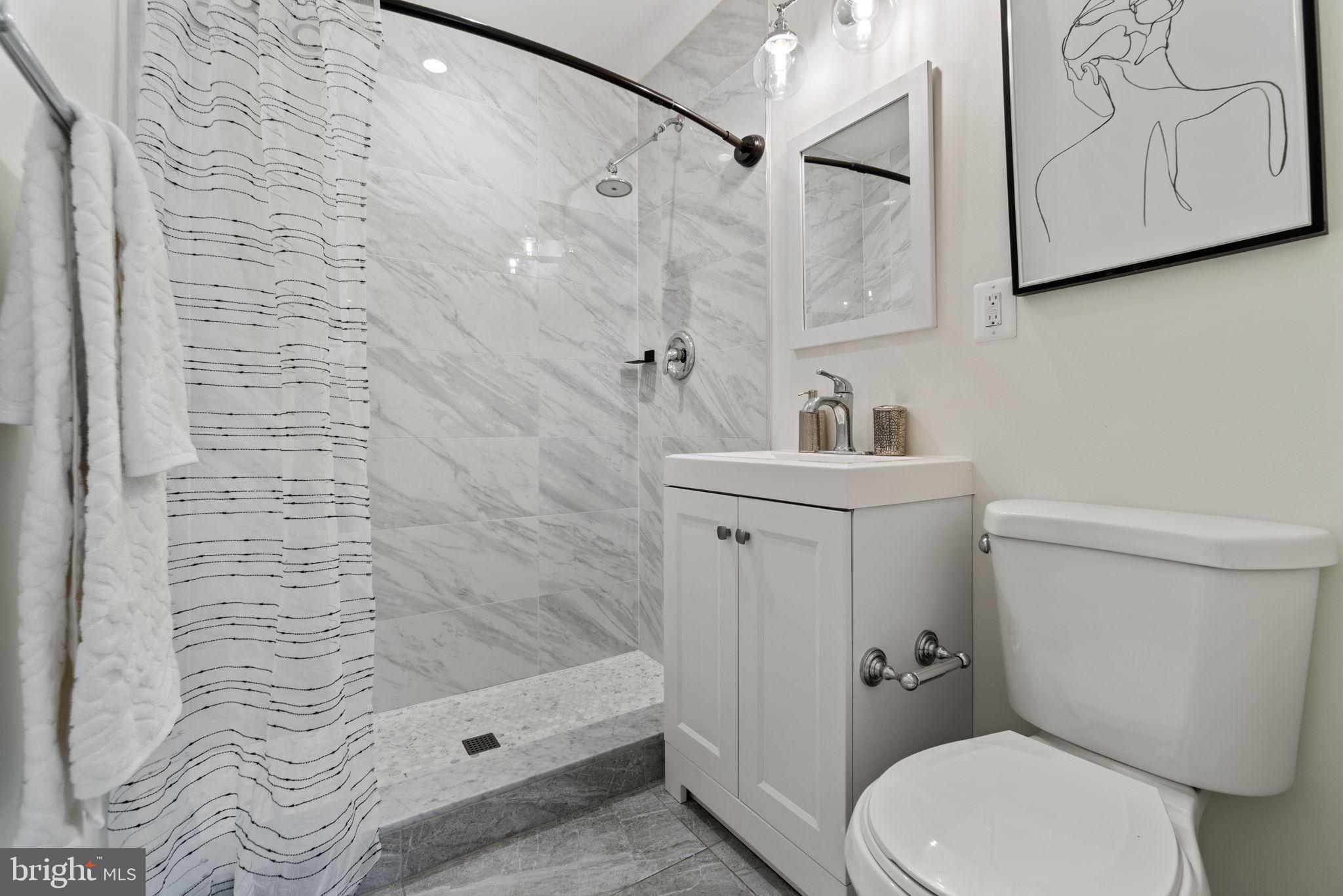 1905 Naylor Road Southeast Washington, DC 20020 - Photo 15 of 38 Primary En Suite