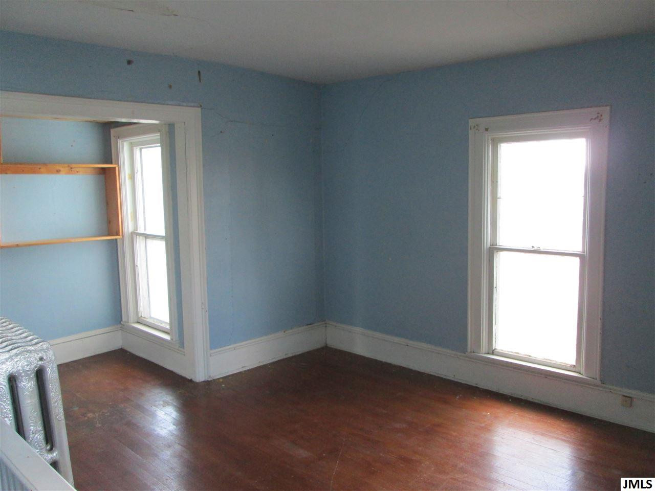 127 Maple Street Springport, MI 49284 - Photo 9 of 15 Photo 9