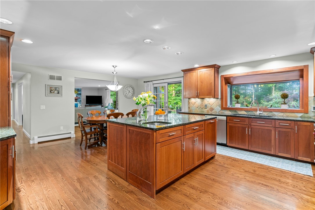145 Dagnillo Drive Warwick, RI 02818 - Photo 13 of 49