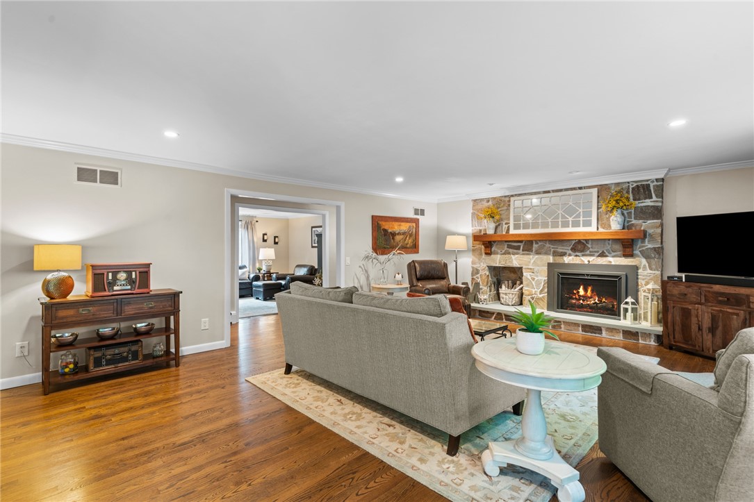 145 Dagnillo Drive Warwick, RI 02818 - Photo 17 of 49