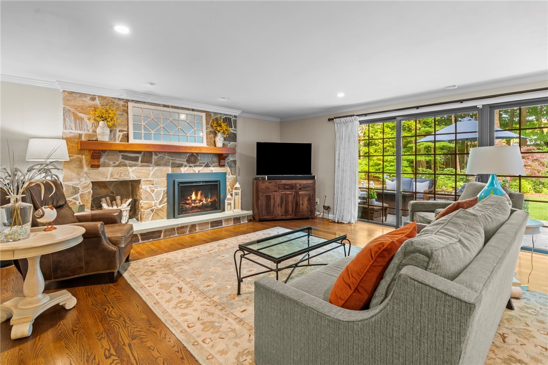 145 Dagnillo Drive Warwick, RI 02818 - Photo 18 of 49