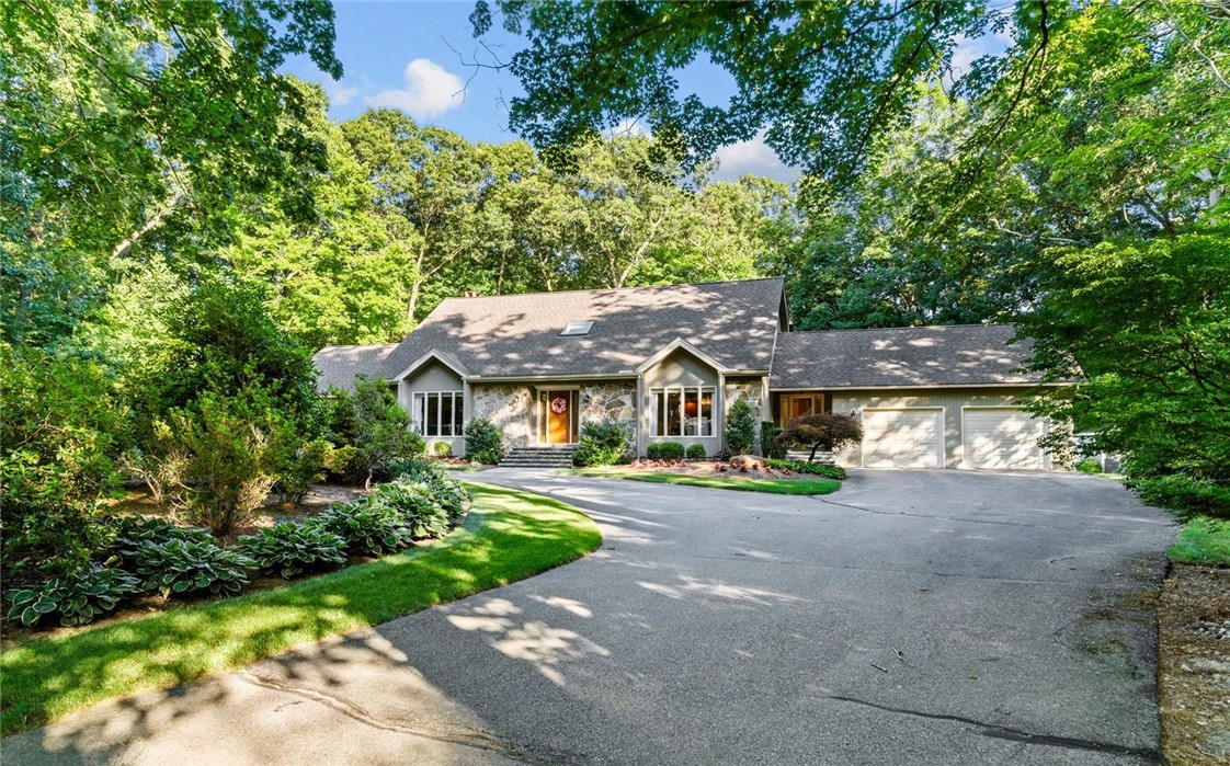 145 Dagnillo Drive Warwick, RI 02818 - Photo 42 of 49