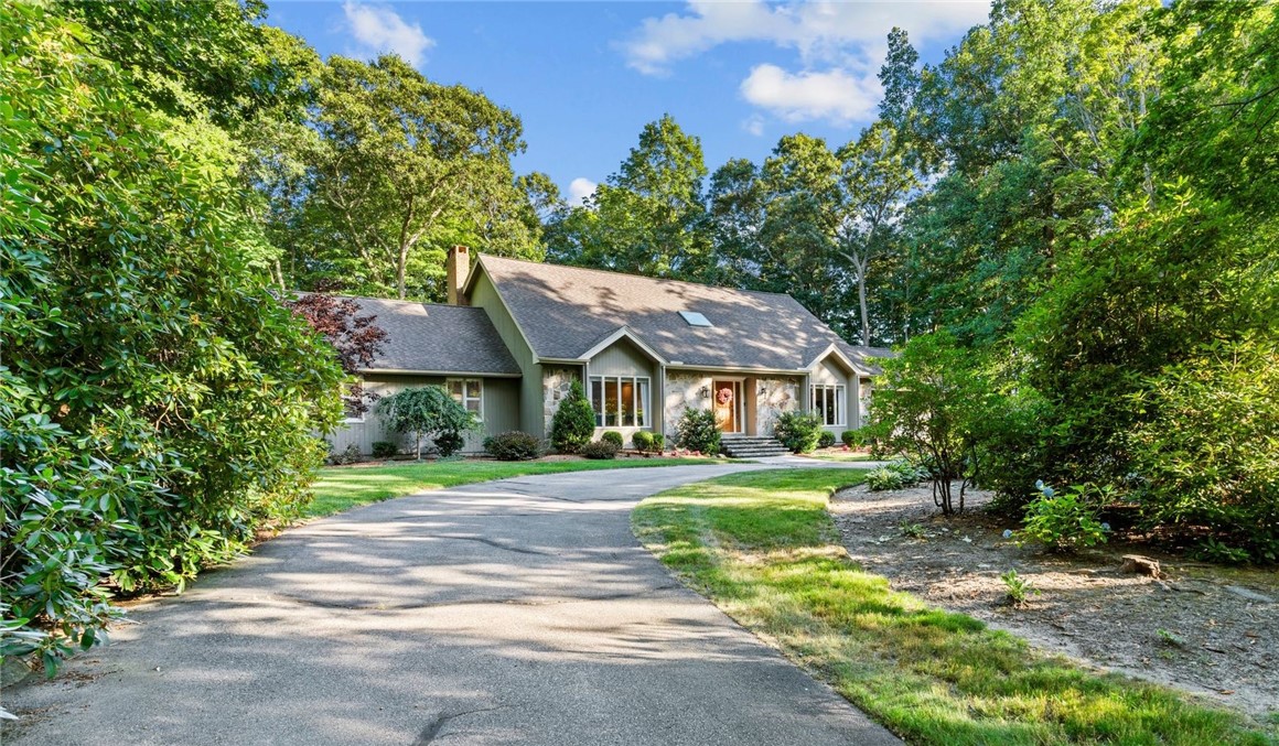 145 Dagnillo Drive Warwick, RI 02818 - Photo 43 of 49