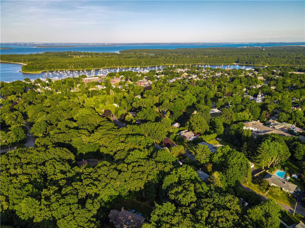 145 Dagnillo Drive Warwick, RI 02818 - Photo 7 of 49