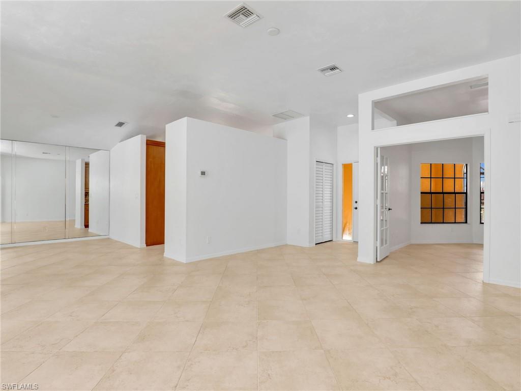 417 Countryside Drive Naples, FL 34104 - Photo 12 of 49 Gallery Image 12