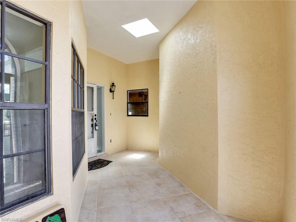 417 Countryside Drive Naples, FL 34104 - Photo 8 of 49 Gallery Image 8