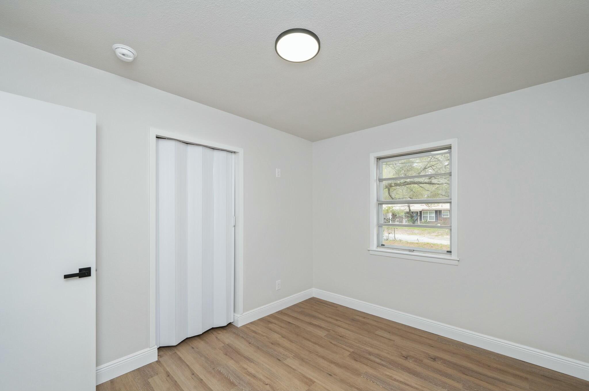 511 Thornhill Road Fort Walton Beach, FL 32547 - Photo 12 of 30 tempImageTjLeN1