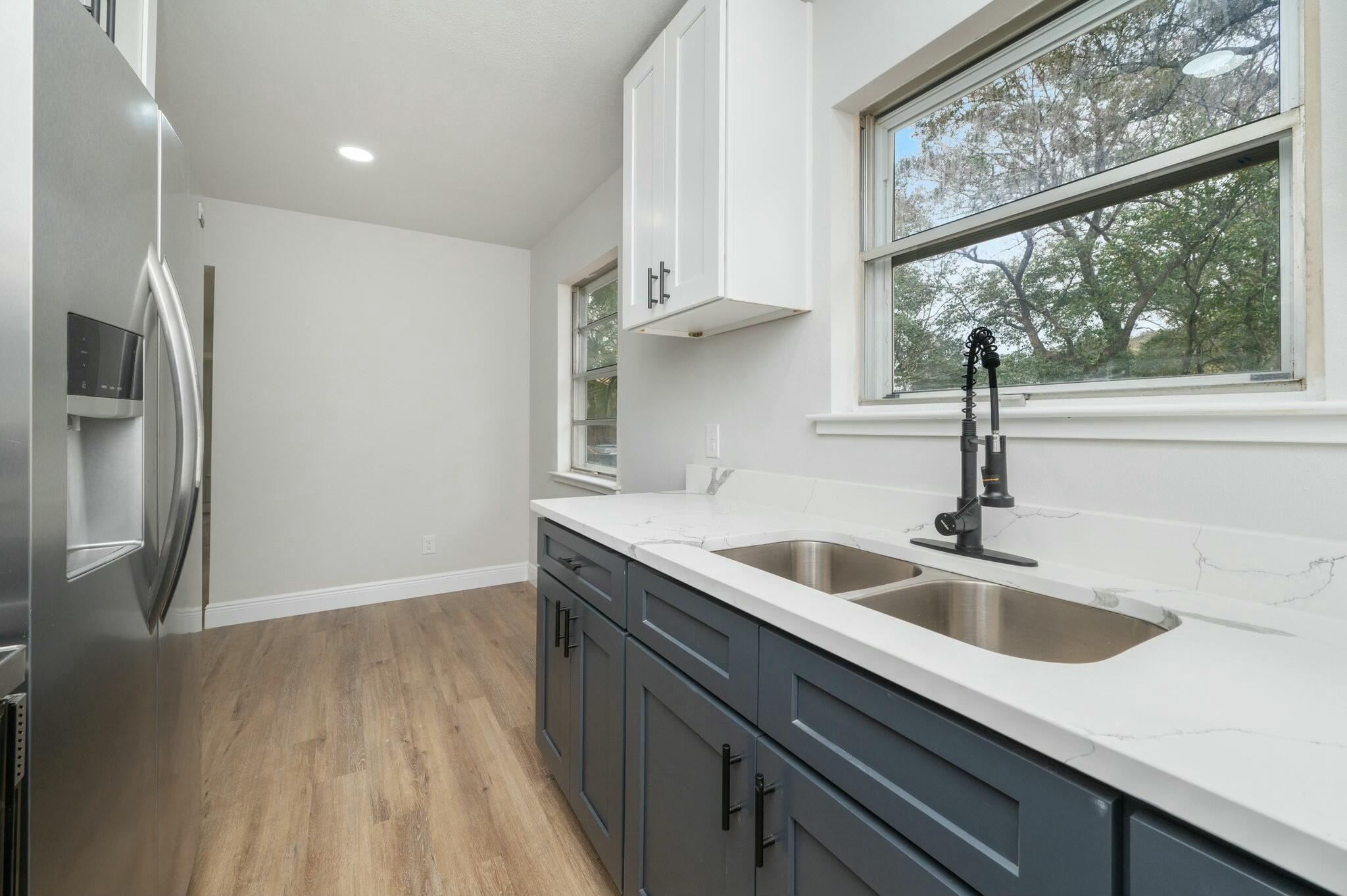 511 Thornhill Road Fort Walton Beach, FL 32547 - Photo 9 of 30 tempImage1ZJjuR