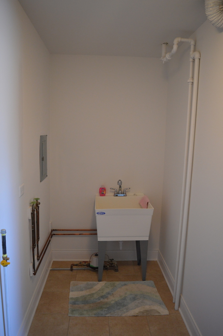 10939 Massasoit Avenue Chicago Ridge, IL 60415 - Photo 12 of 15