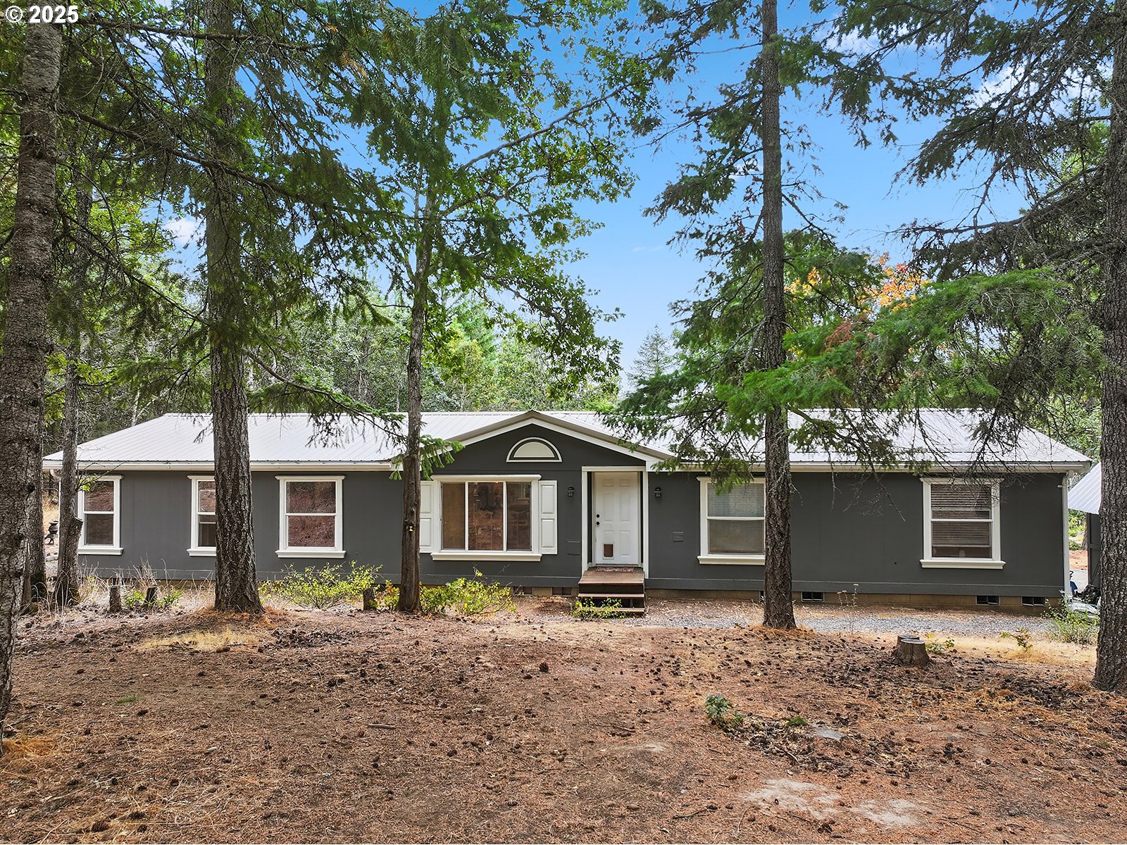 60 Aki Road Lyle, WA 98635 - Photo 2 of 34 Gallery Image 2