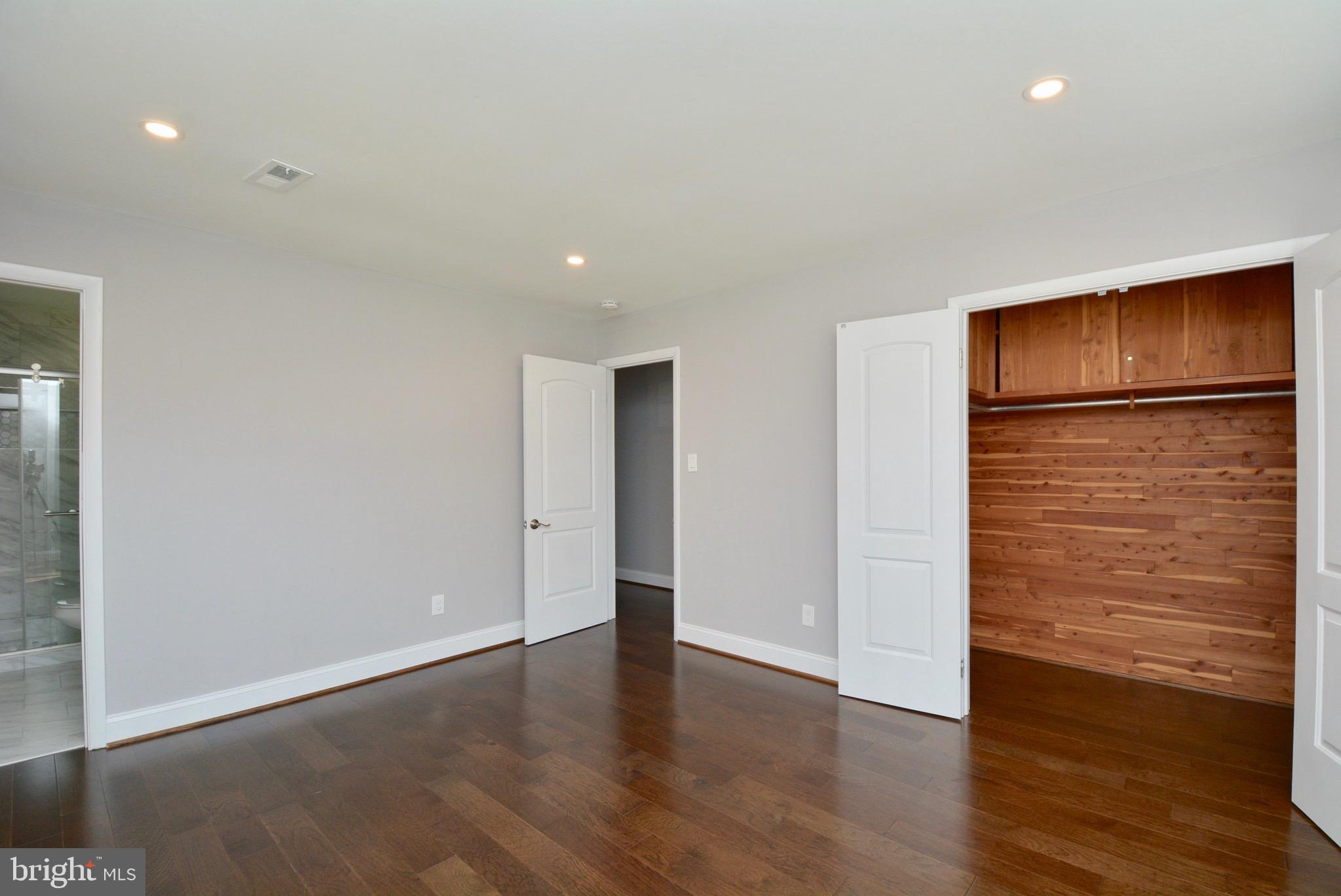 8432 Rugby Road Manassas, VA 20111 - Photo 16 of 47 Gallery Image 16