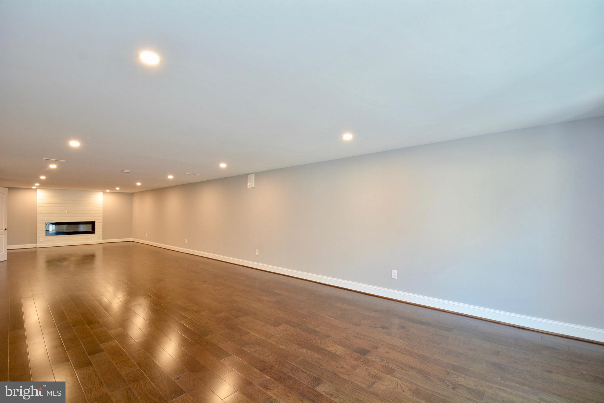 8432 Rugby Road Manassas, VA 20111 - Photo 32 of 47 Gallery Image 32