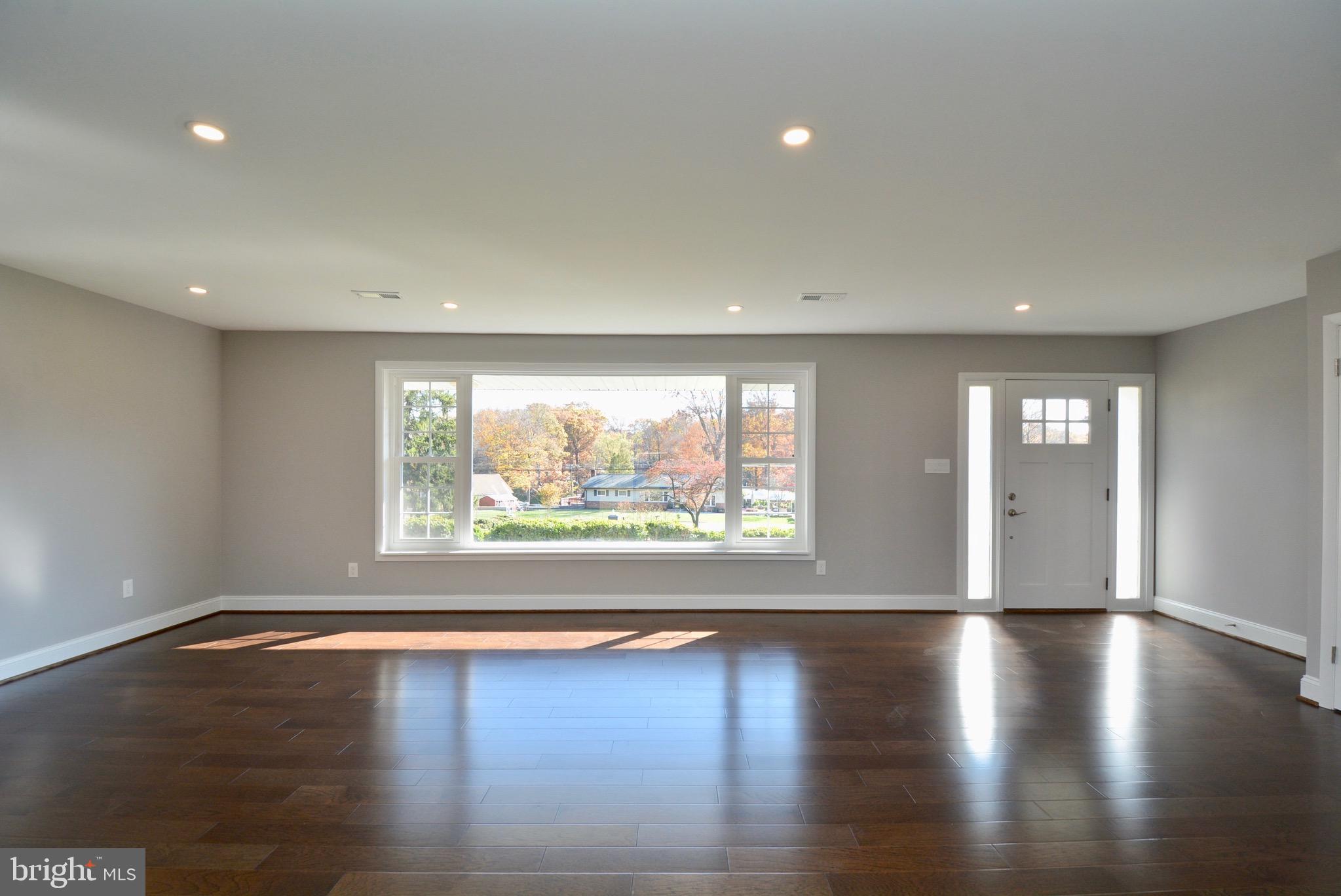 8432 Rugby Road Manassas, VA 20111 - Photo 5 of 47 Gallery Image 5