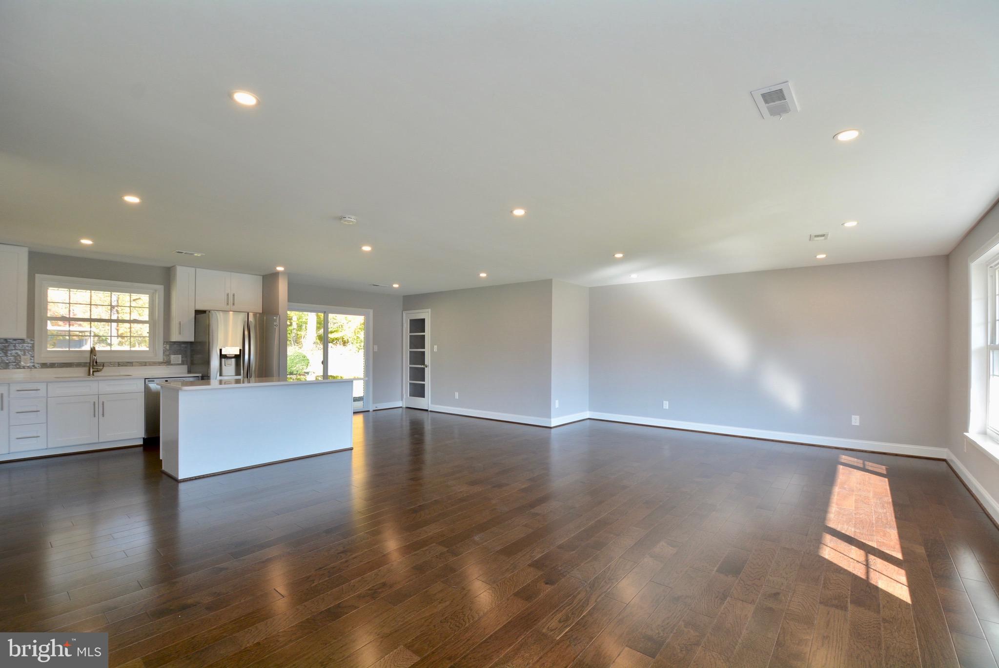 8432 Rugby Road Manassas, VA 20111 - Photo 8 of 47 Gallery Image 8