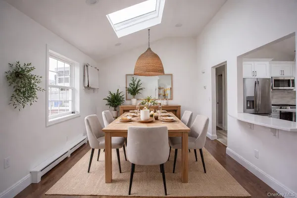 $4,600 | 451 East Pine Street, Unit UPPR, Long Beach, NY 11561