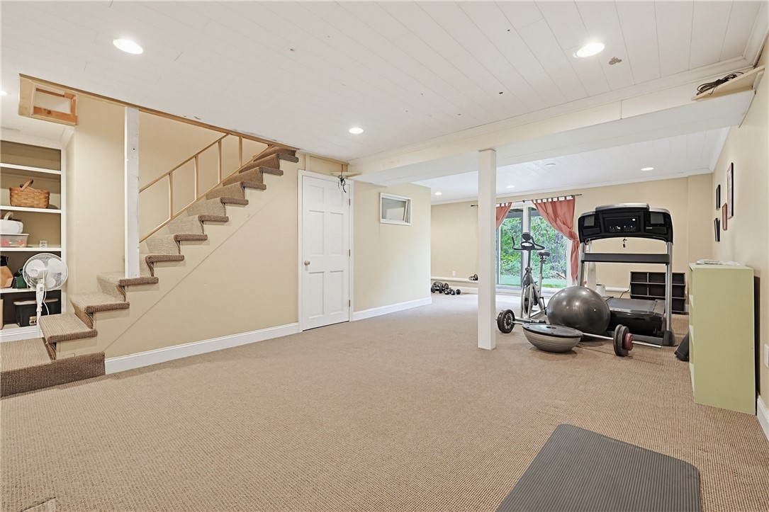 28 Rockridge Road Westerly, RI 02891 - Photo 36 of 40
