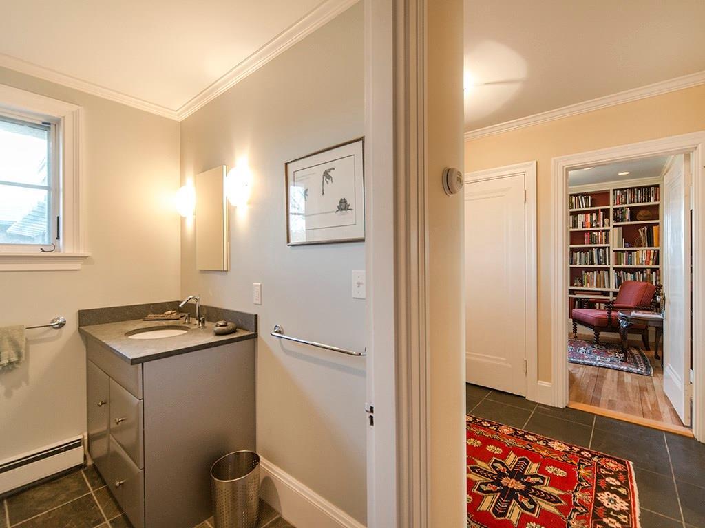 139 Two Lights Road Cape Elizabeth, ME 04107 - Photo 8 of 32 Interior Space