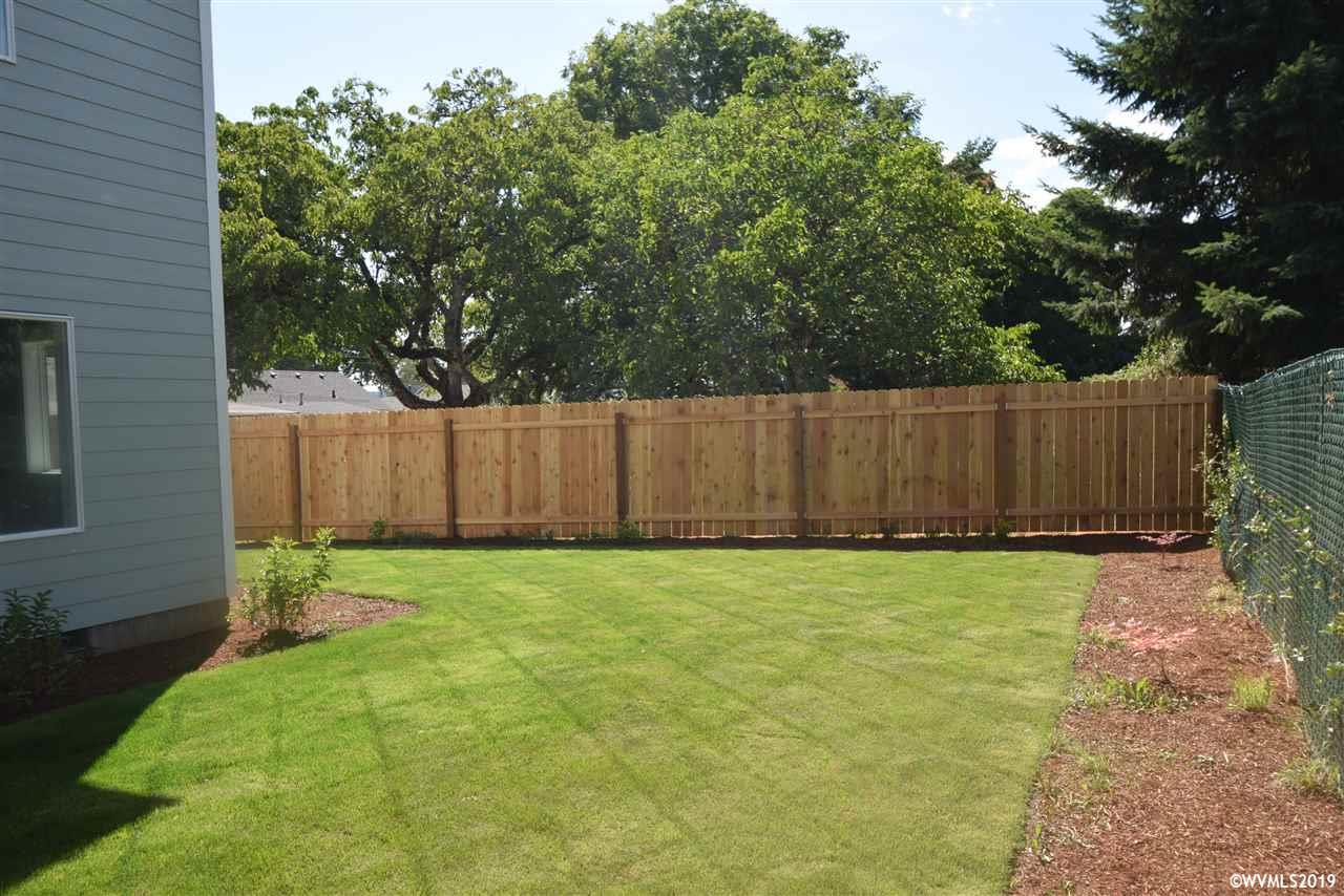 246 Southeast Dimick Street Dallas, OR 97338 - Photo 21 of 28