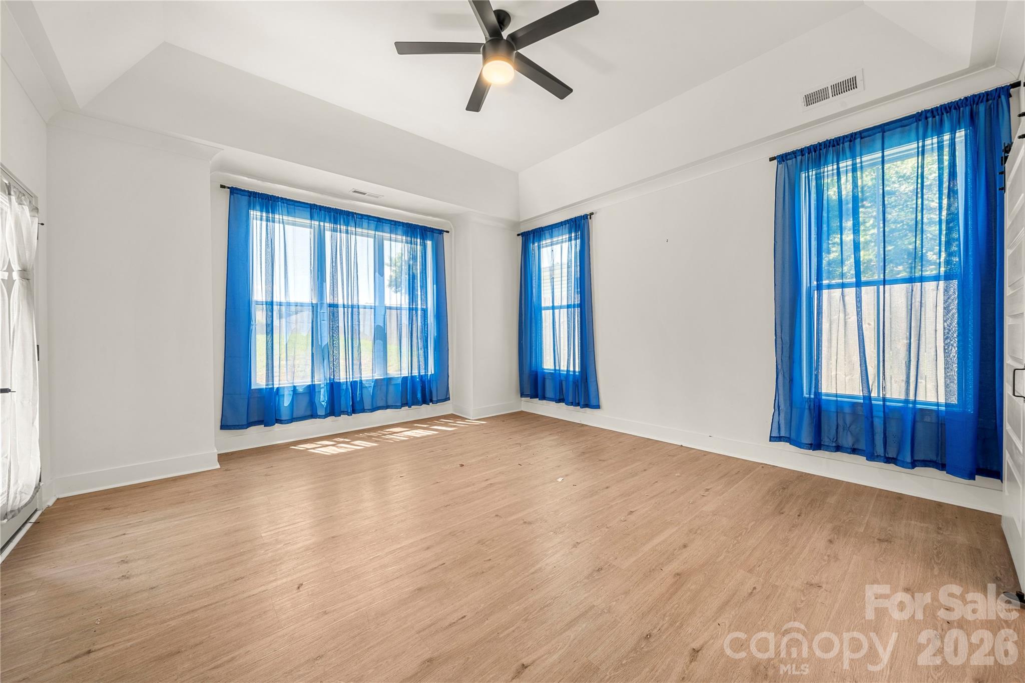 11352 Timber Ridge Road Charlotte, NC 28213 - Photo 22 of 42 Gallery Image 22