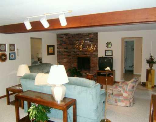 8210 Post Road Allison Park, PA 15101 - Photo 2 of 8 Living Room.