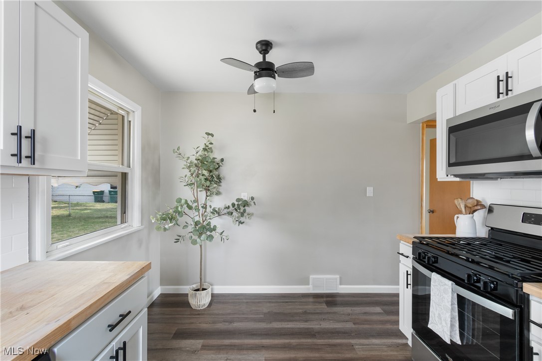 15608 Wingate Road Maple Heights, OH 44137 - Photo 14 of 36 Gallery Image 14