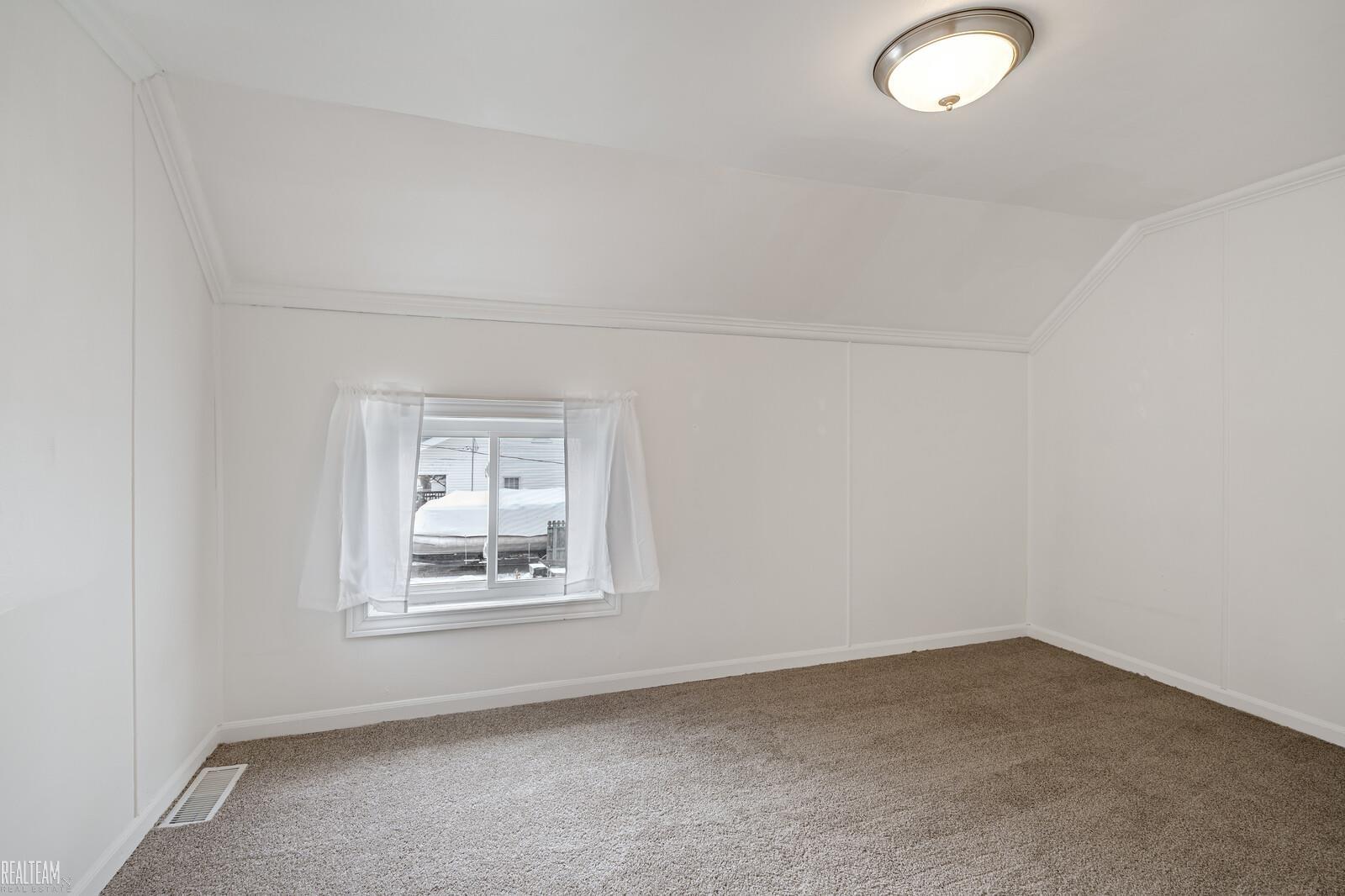 260 Riverside Drive Mount Clemens, MI 48043 - Photo 24 of 27 Gallery Image 24
