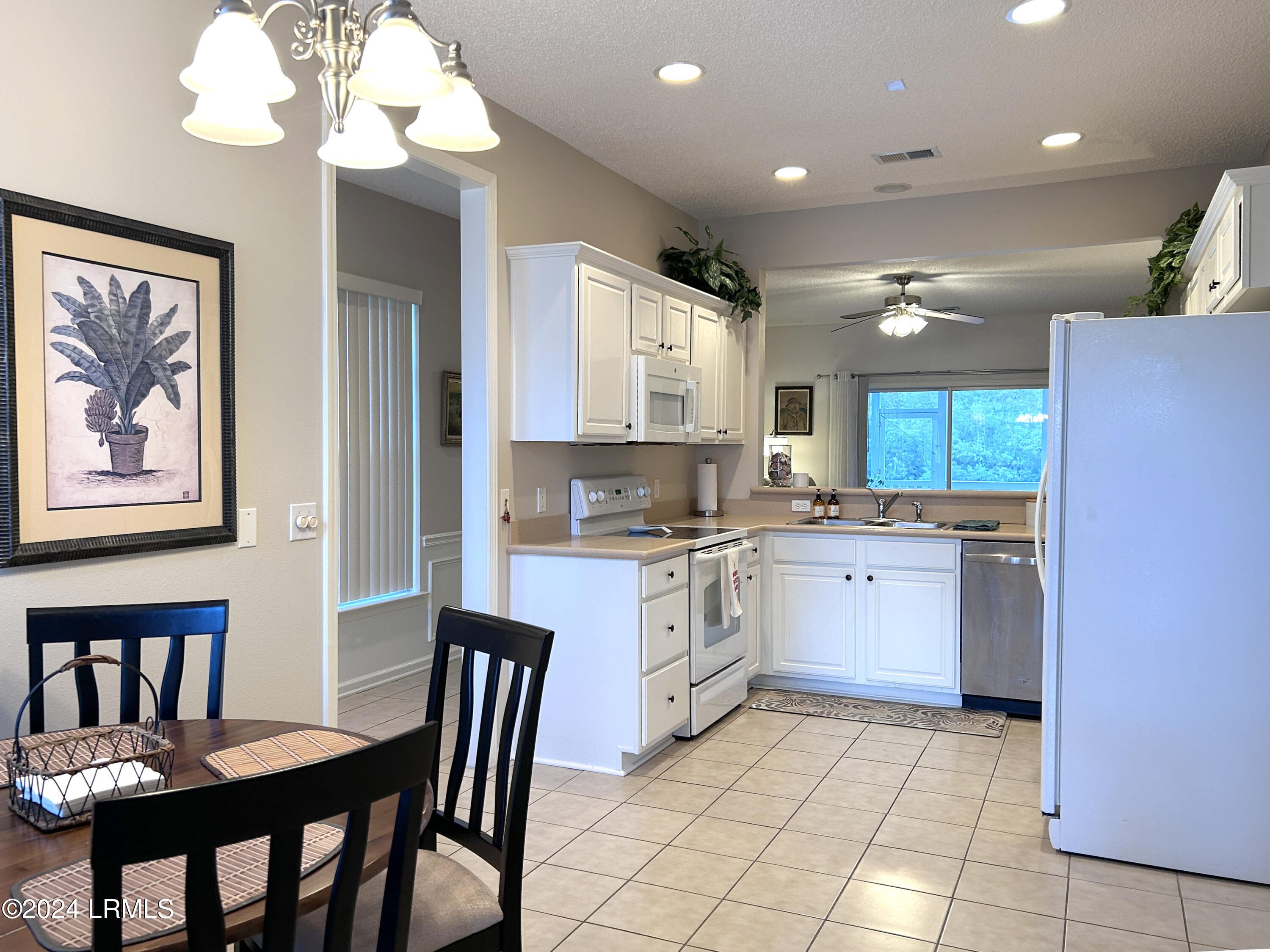 14 Biltmore Drive Bluffton, SC 29909 - Photo 10 of 17 IMG_1888