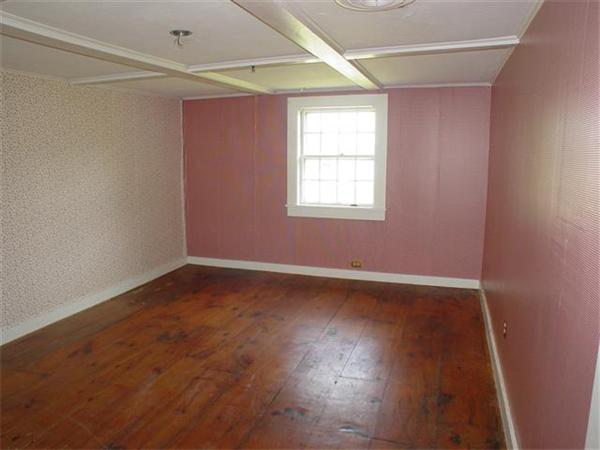 28 Birchmeadow Road Amesbury, MA 01913 - Photo 13 of 21