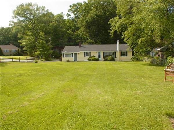 28 Birchmeadow Road Amesbury, MA 01913 - Photo 2 of 21