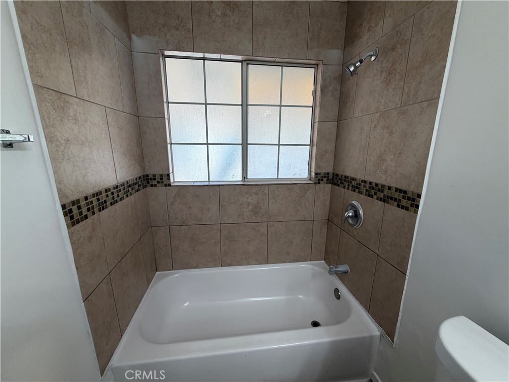 44261 Calston Avenue Lancaster, CA 93535 - Photo 13 of 37