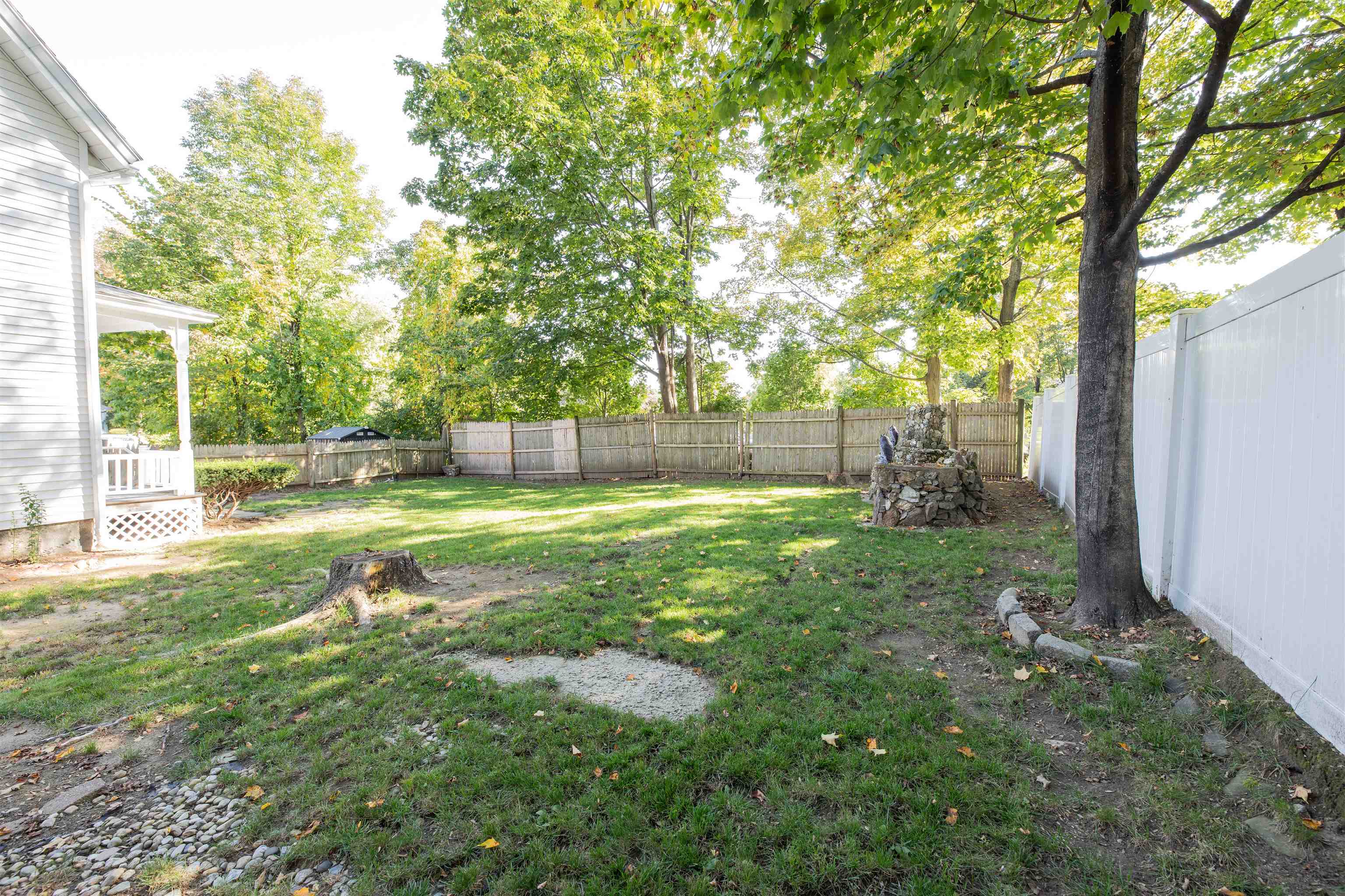 442 Mammoth Road Manchester, NH 03109 - Photo 19 of 24