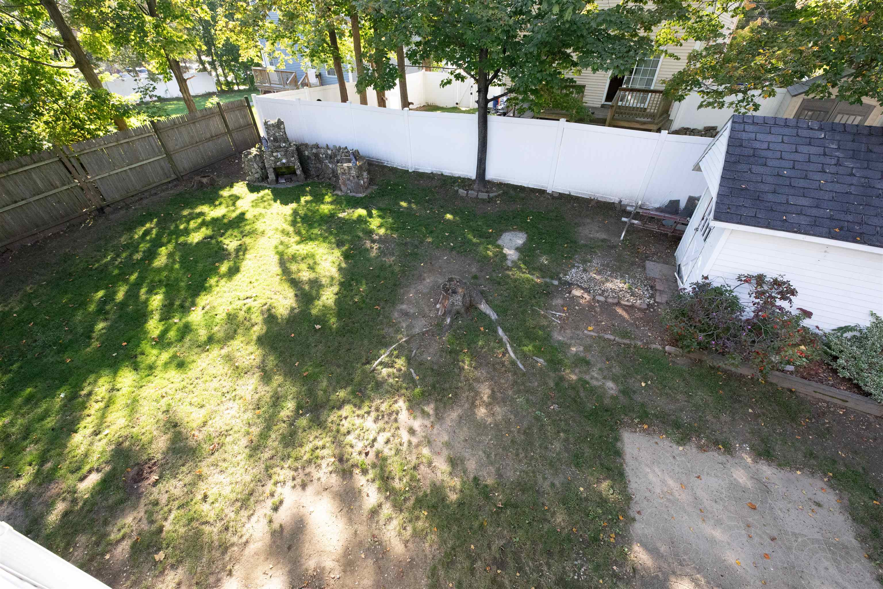 442 Mammoth Road Manchester, NH 03109 - Photo 20 of 24