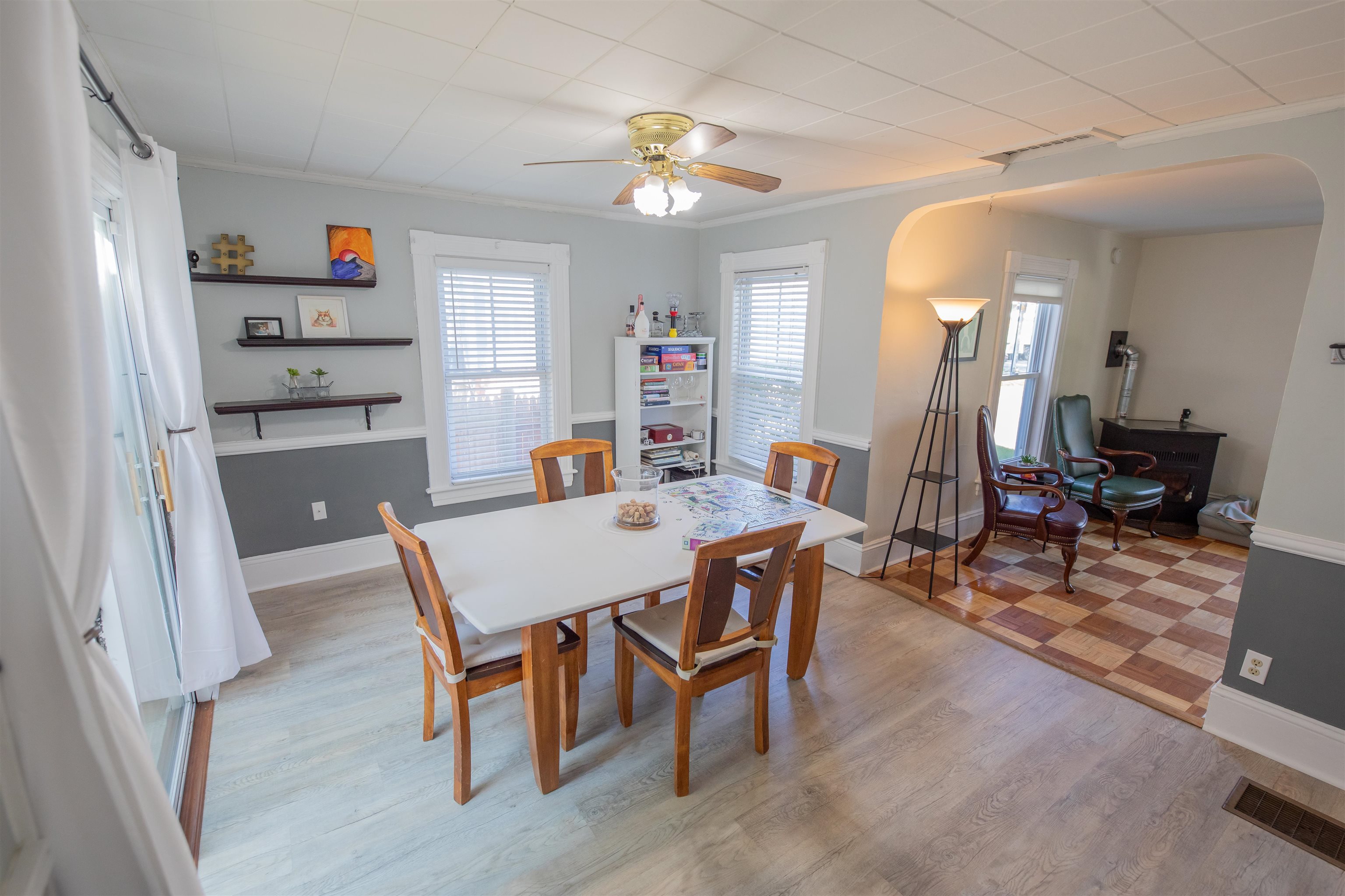 442 Mammoth Road Manchester, NH 03109 - Photo 4 of 24