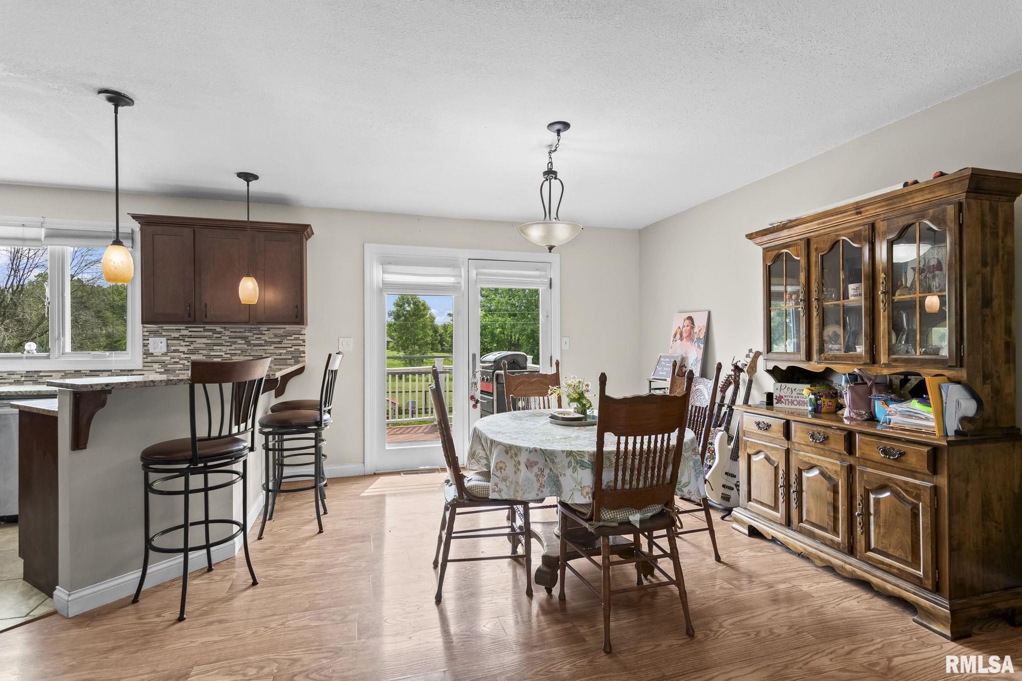 8472 Cardinal Hill Road Rochester, IL 62563 - Photo 14 of 41