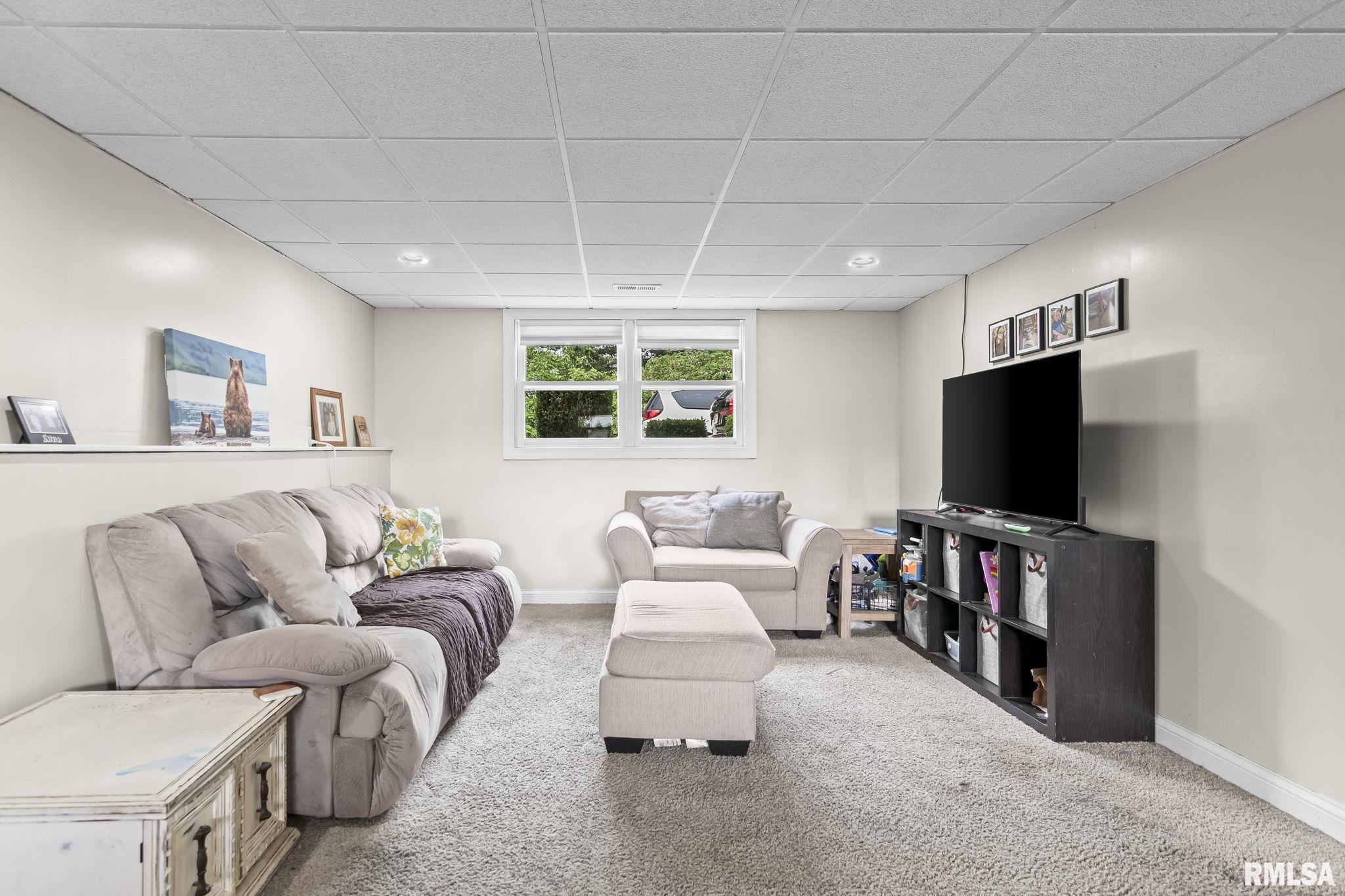 8472 Cardinal Hill Road Rochester, IL 62563 - Photo 24 of 41