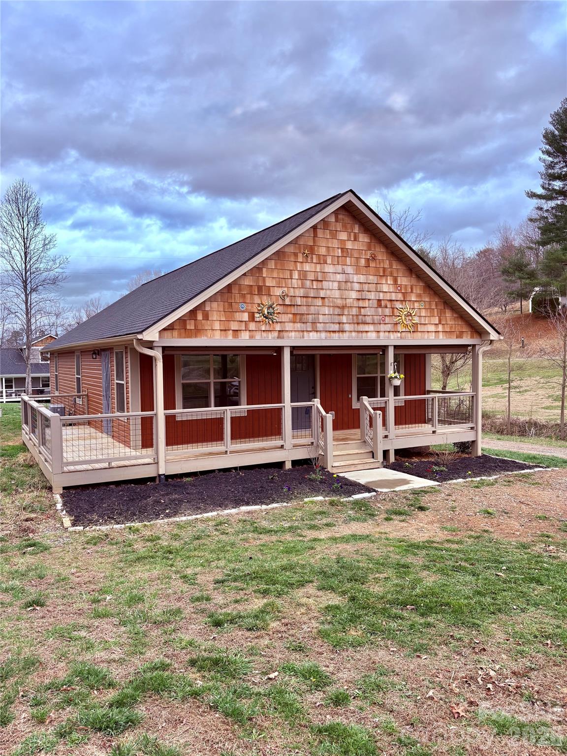 7 Ruff Road Leicester, NC 28748 - Photo 1 of 21