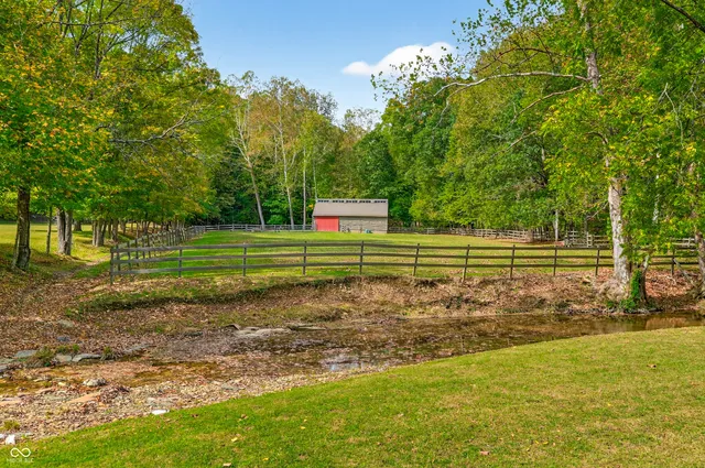 $1,250,000 | 5998 Bear Creek Road, Morgantown, IN 46160