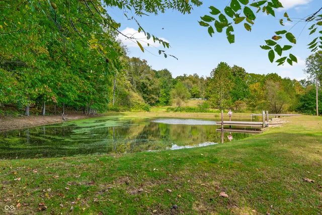 $1,250,000 | 5998 Bear Creek Road, Morgantown, IN 46160