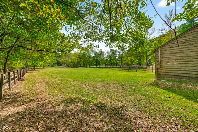 $1,250,000 | 5998 Bear Creek Road, Morgantown, IN 46160