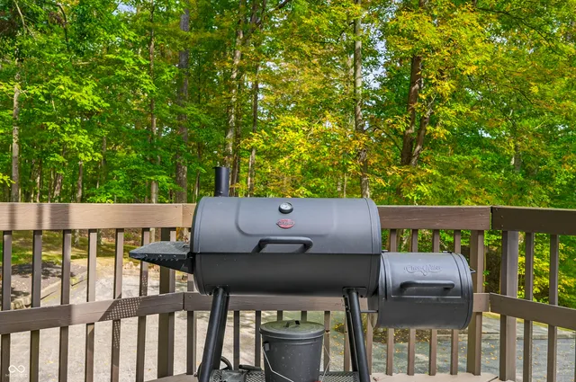 $1,250,000 | 5998 Bear Creek Road, Morgantown, IN 46160