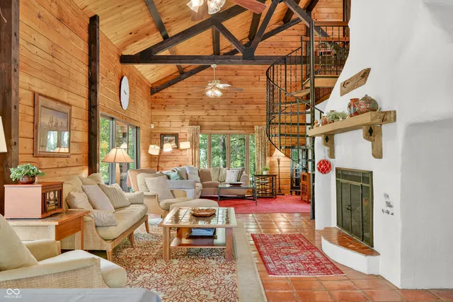 $1,250,000 | 5998 Bear Creek Road, Morgantown, IN 46160