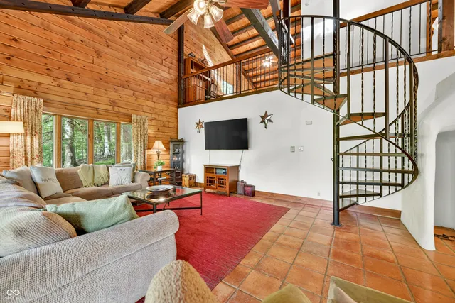 $1,250,000 | 5998 Bear Creek Road, Morgantown, IN 46160