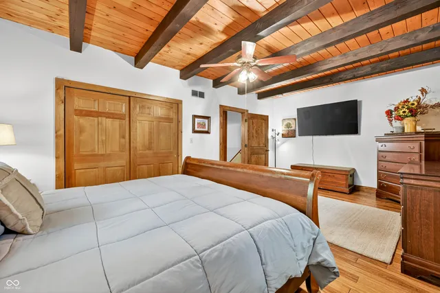 $1,250,000 | 5998 Bear Creek Road, Morgantown, IN 46160