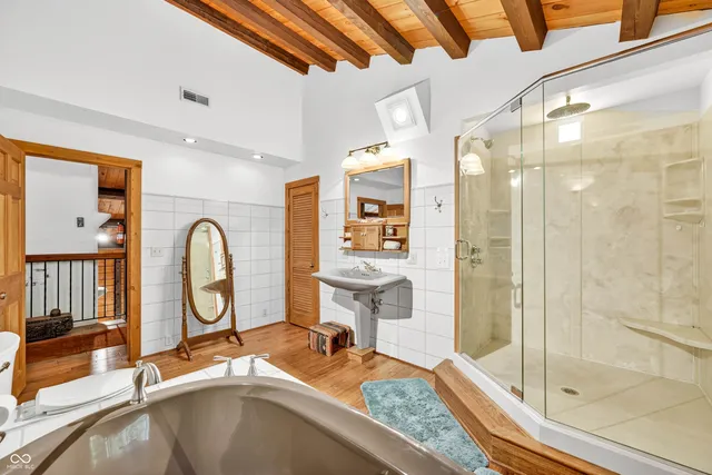 $1,250,000 | 5998 Bear Creek Road, Morgantown, IN 46160